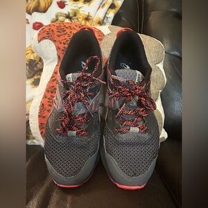 ASICS Women's Charcoal and Coral Athletic Shoes Size 7.5